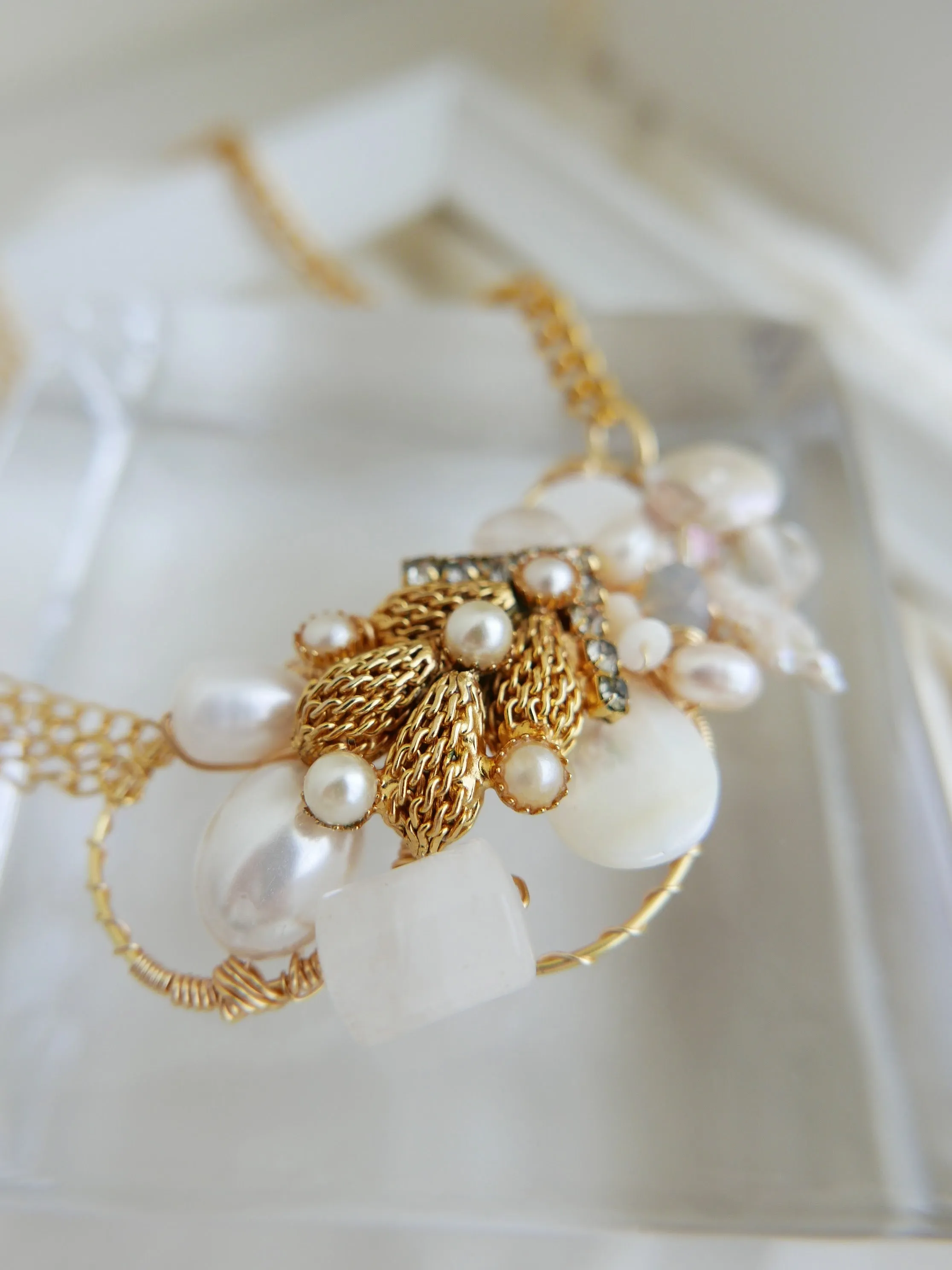 Be Still - Vintage (Necklace)