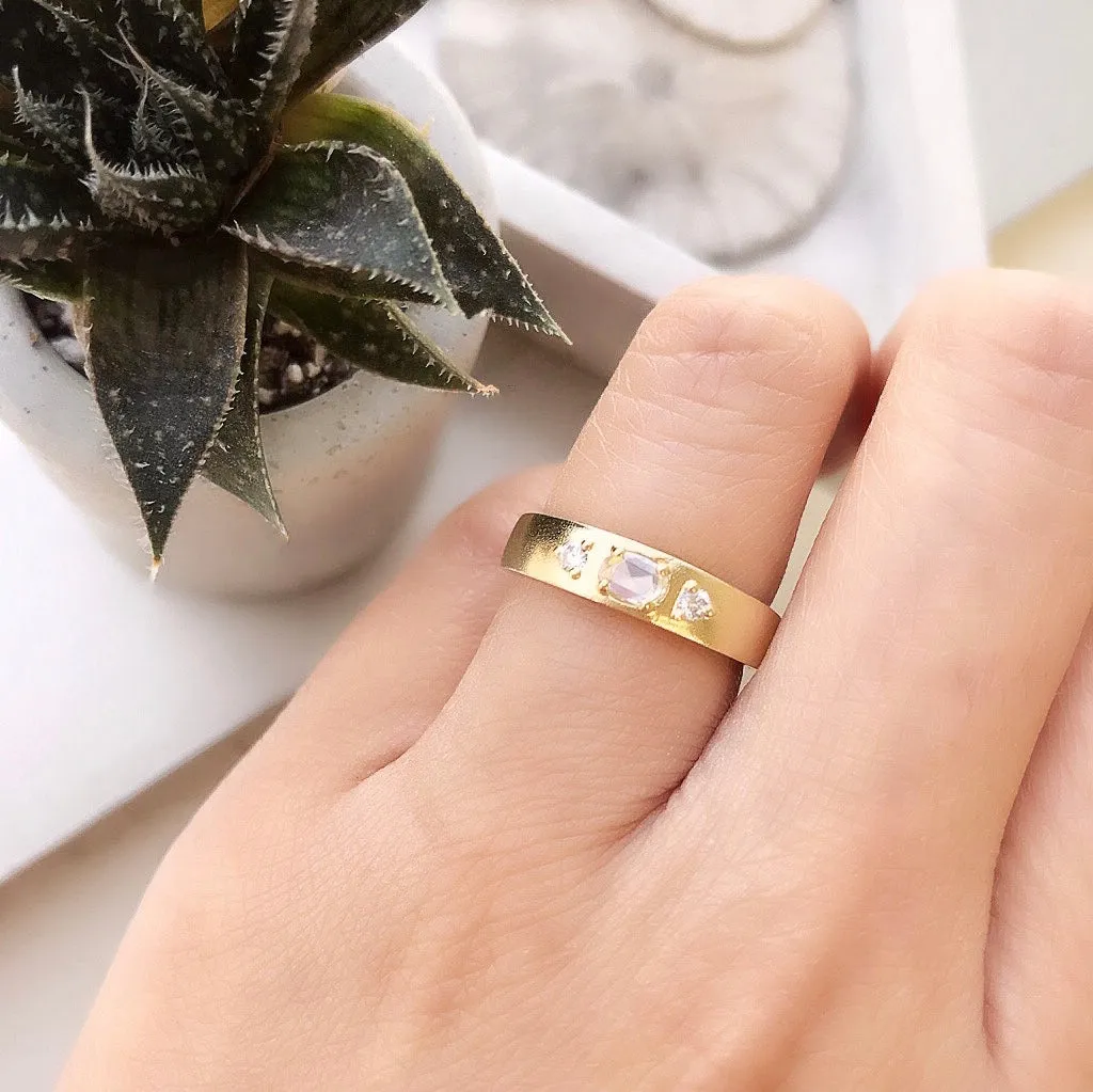 Brushed Wide Band With Triple Diamonds