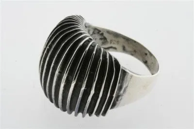 concertina signet ring