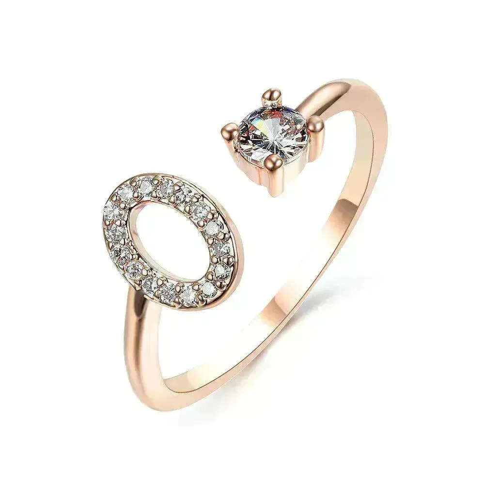 Customizable 26-Letter Ring: Fashionable & Elegant Jewelry