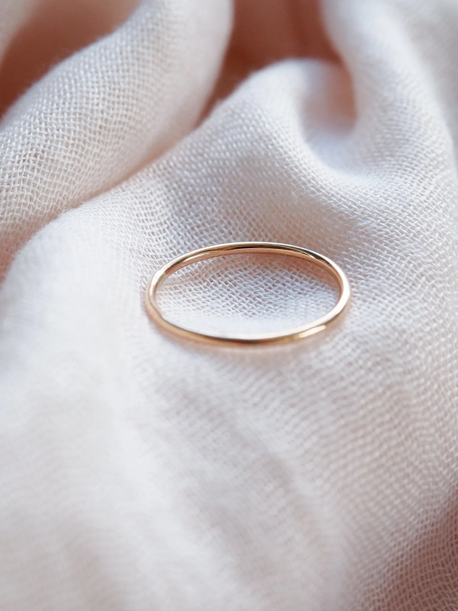 Dainty Smooth Gold Stack Ring - Kaipo