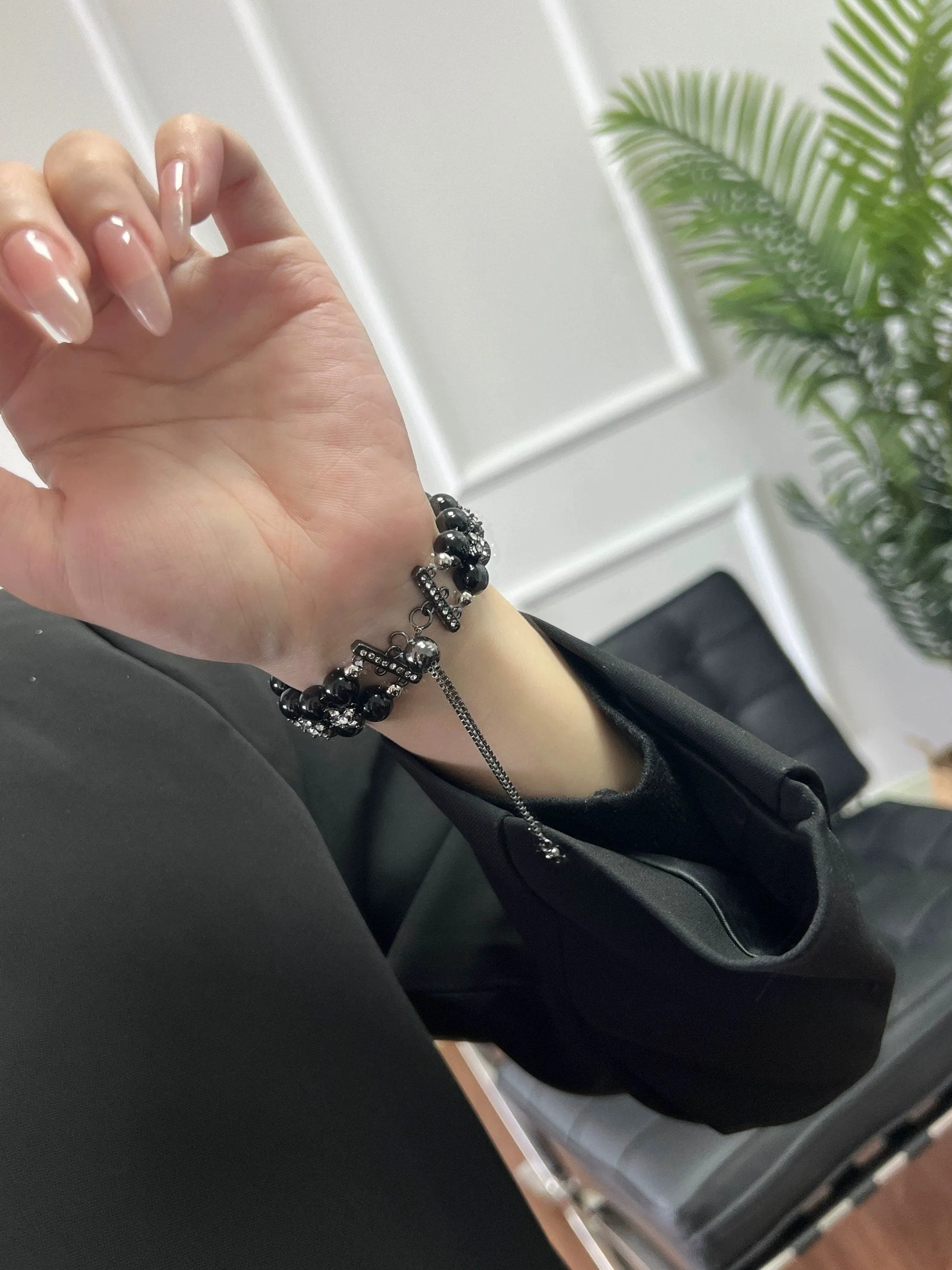 Diamond Studded Chain Pearl Strap iWatch Band Series 12 3 4 5 6 7 8 9 Ultra Generation 38mm 40mm 41mm 42mm 44mm 45mm 49mm   Apple Watch Case