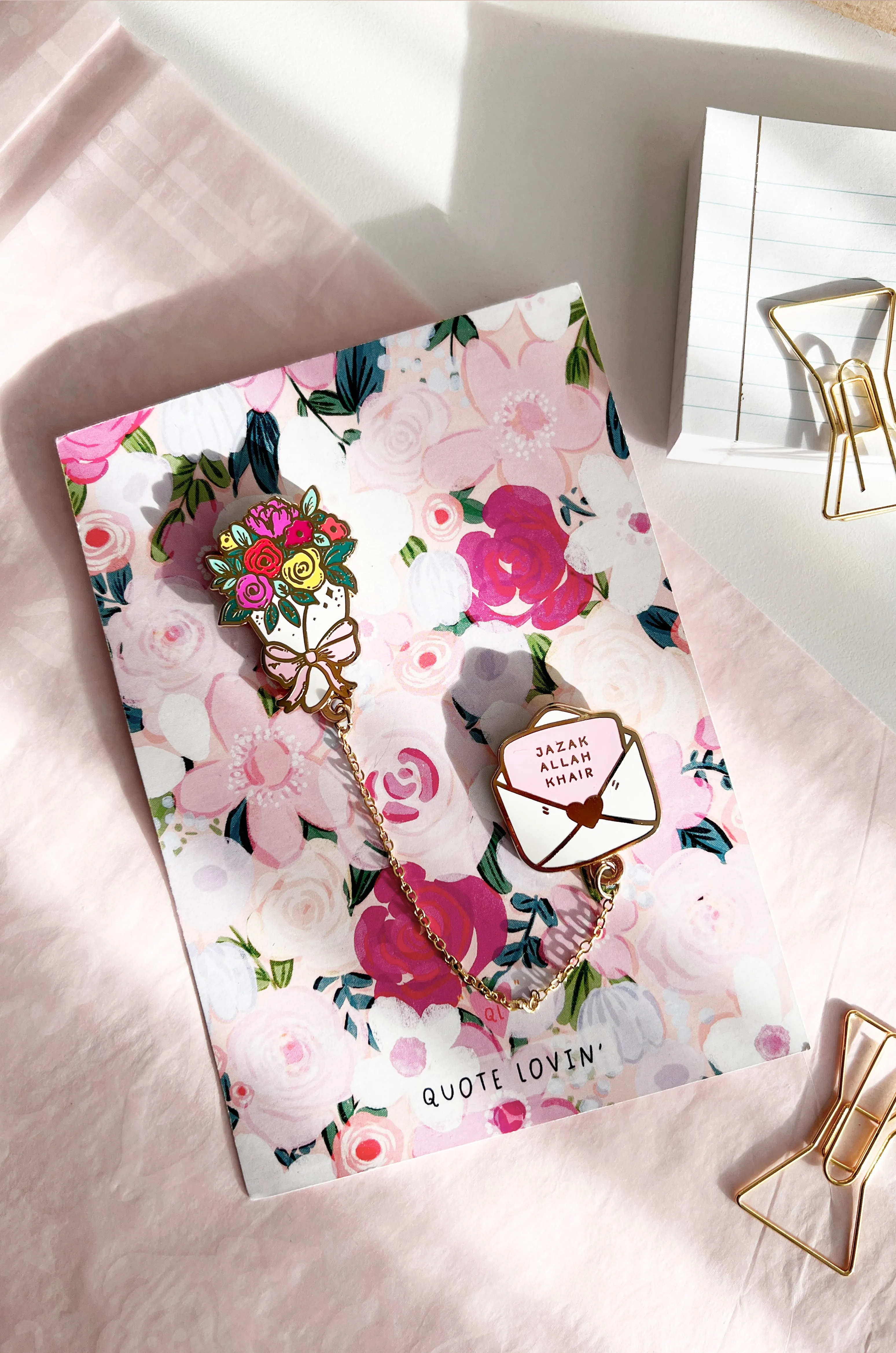 Flower bouquet chain pins | Quote Lovin' | Eid gifts