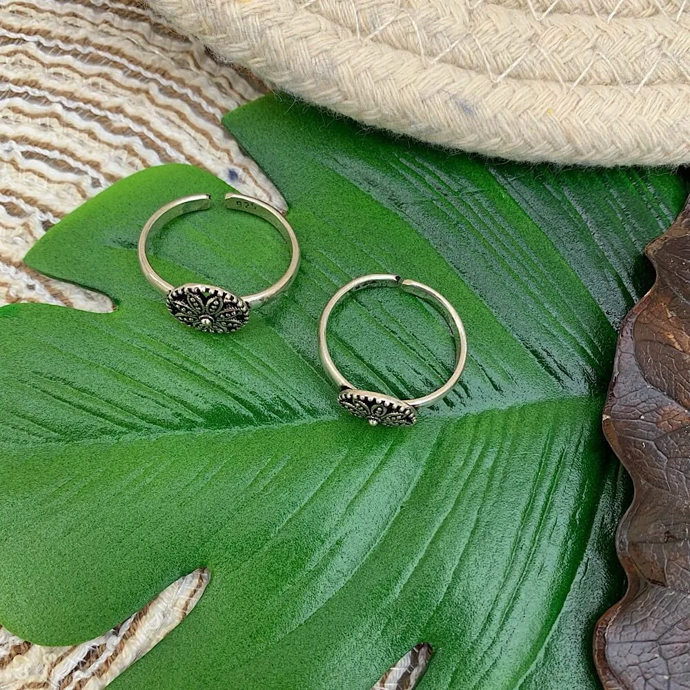 Flower Power Toe Ring