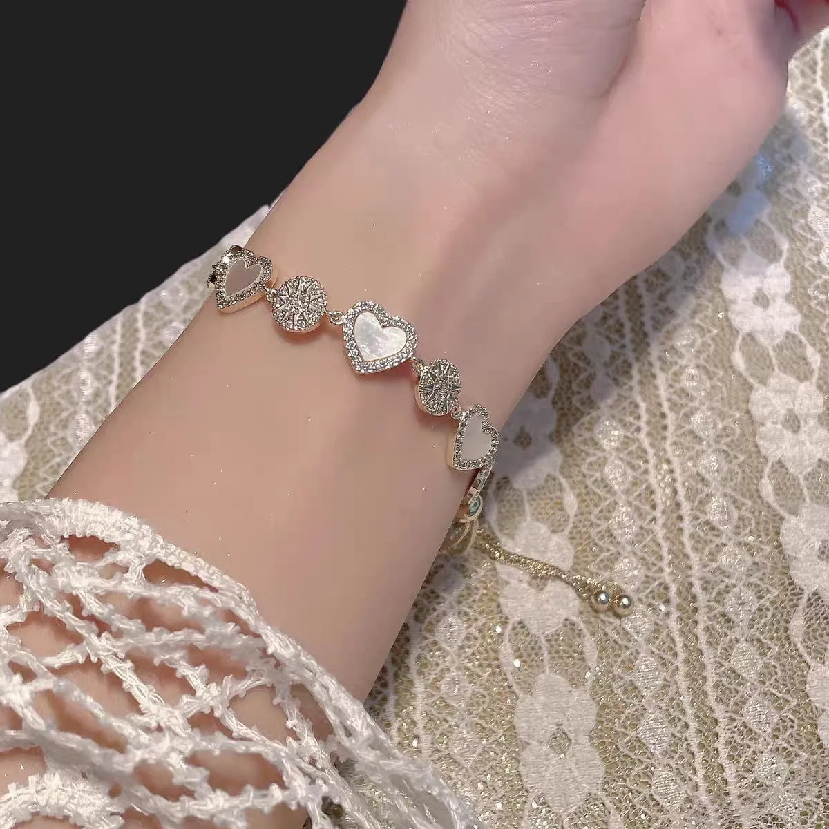 Gold Natural Pearl Shell Heart Bracelet