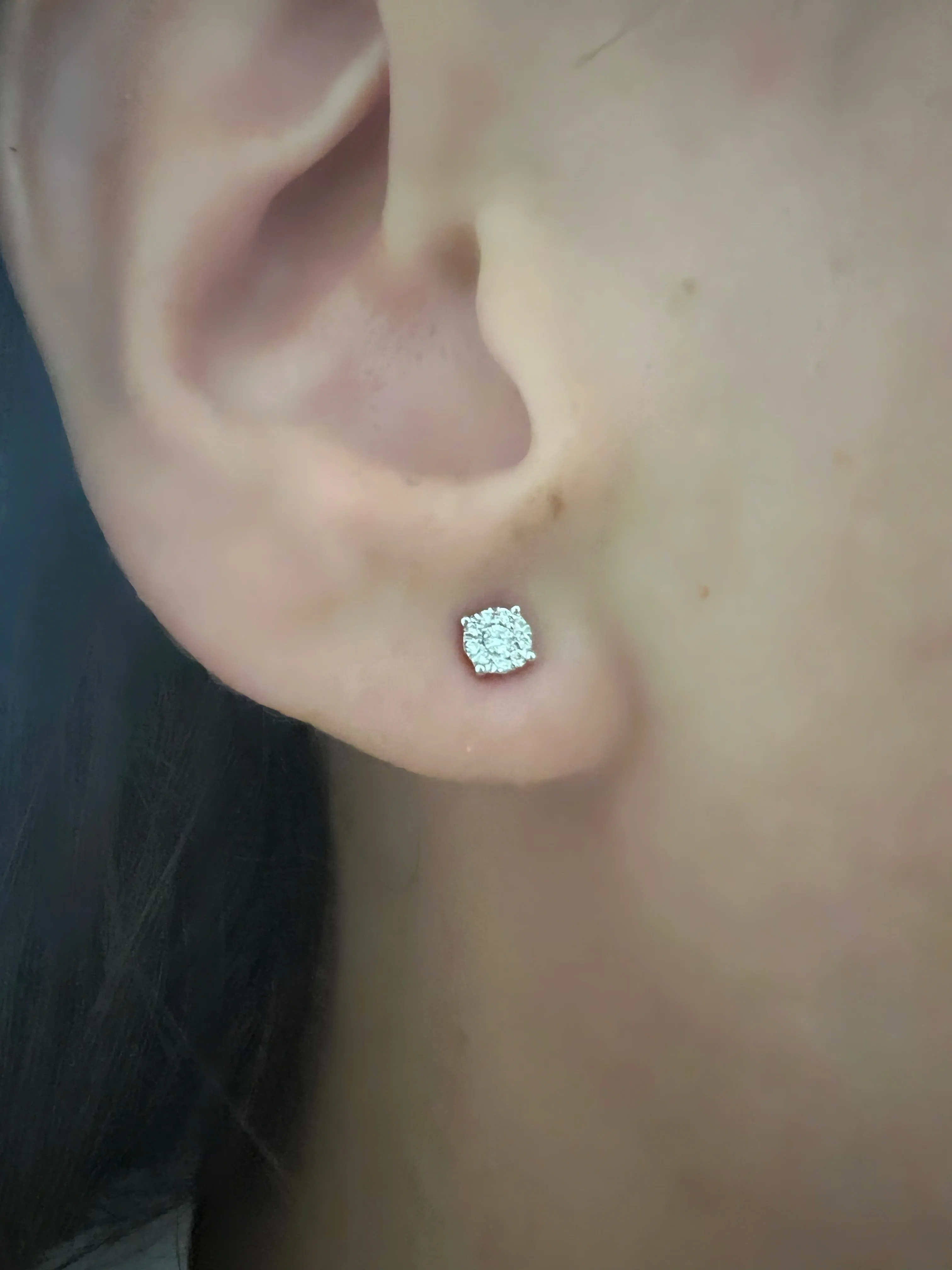 Invis Xsmal studs