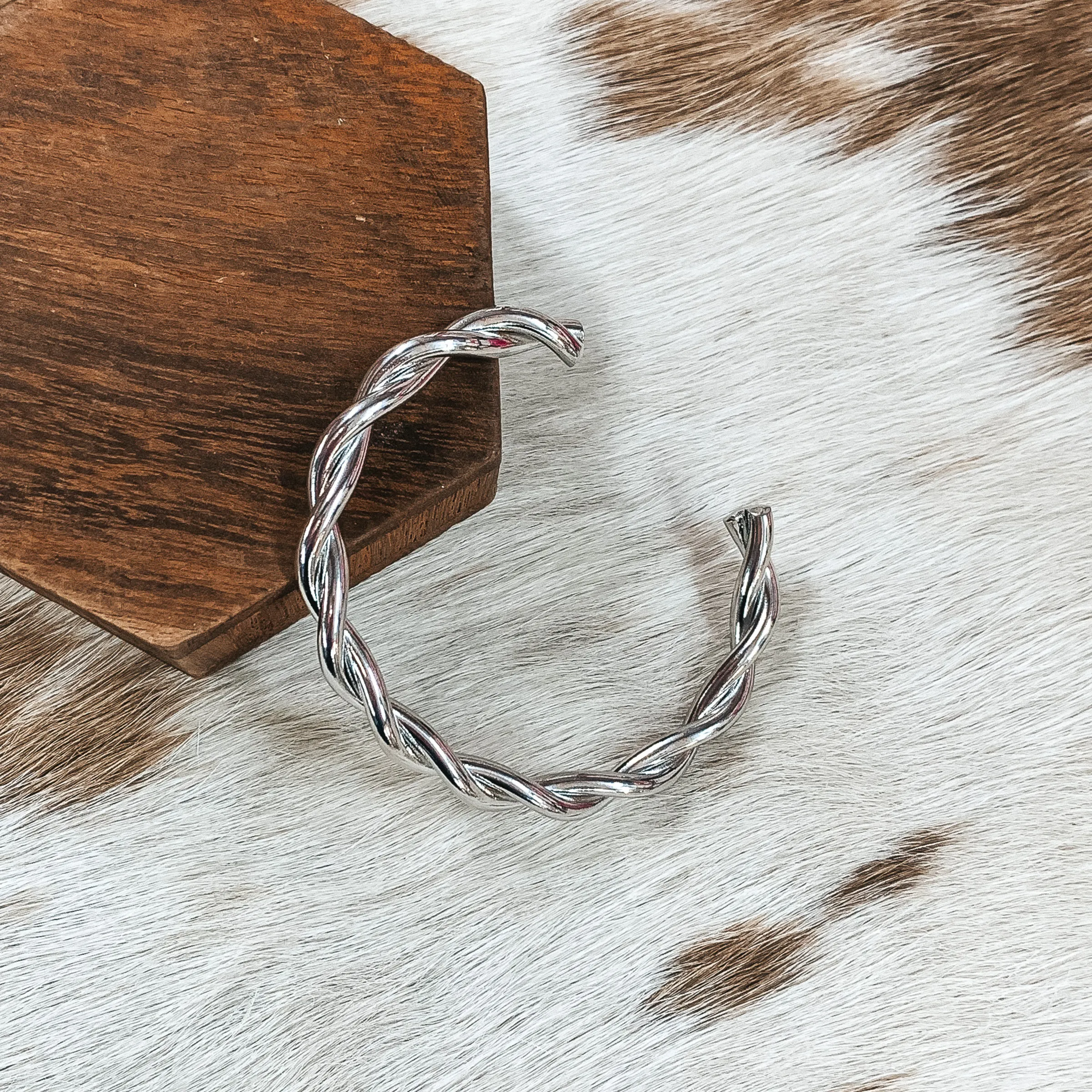 Low Key Obsessed Bracelet in Gunmetal