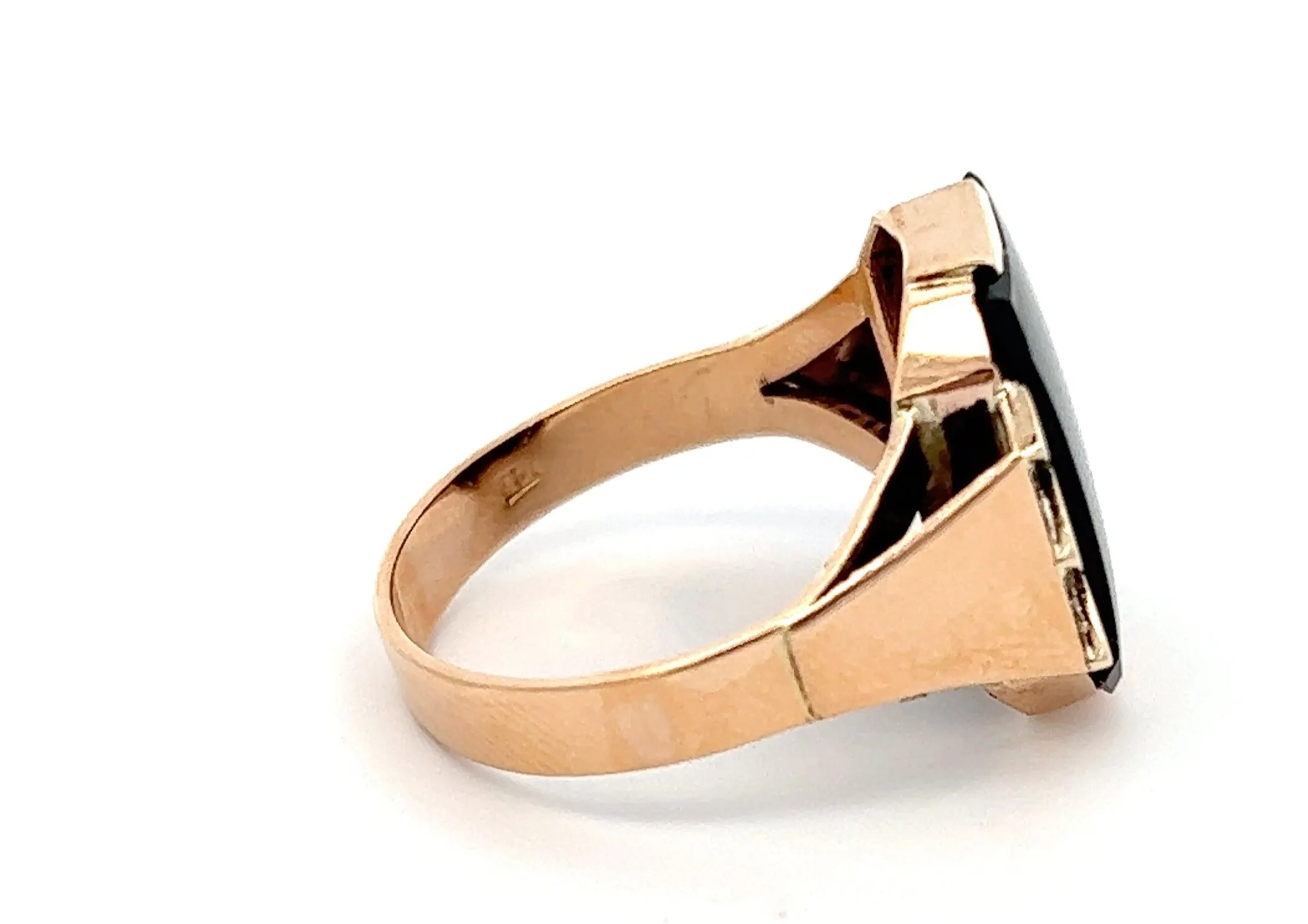 Onyx 9ct Yellow Gold Signet Ring