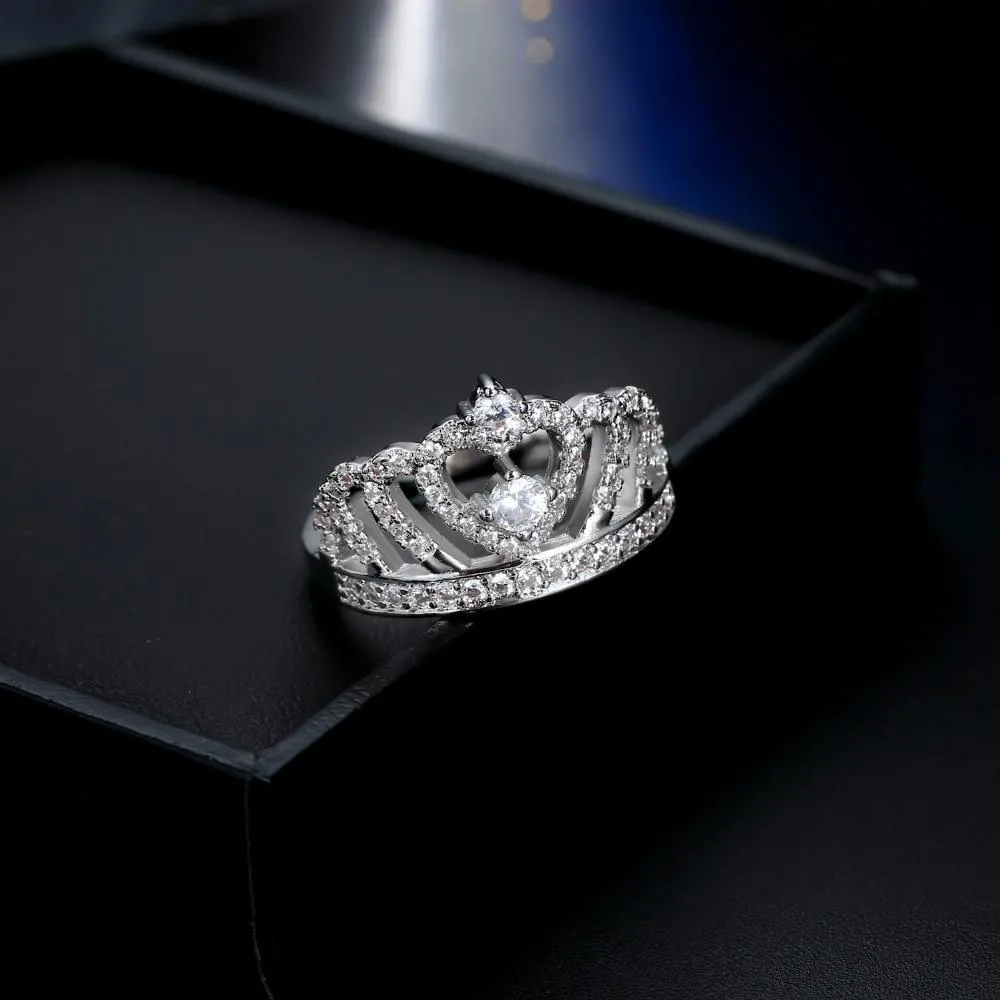 QUEEN'S CROWN CRYSTAL DIAMETRIX HEART RING