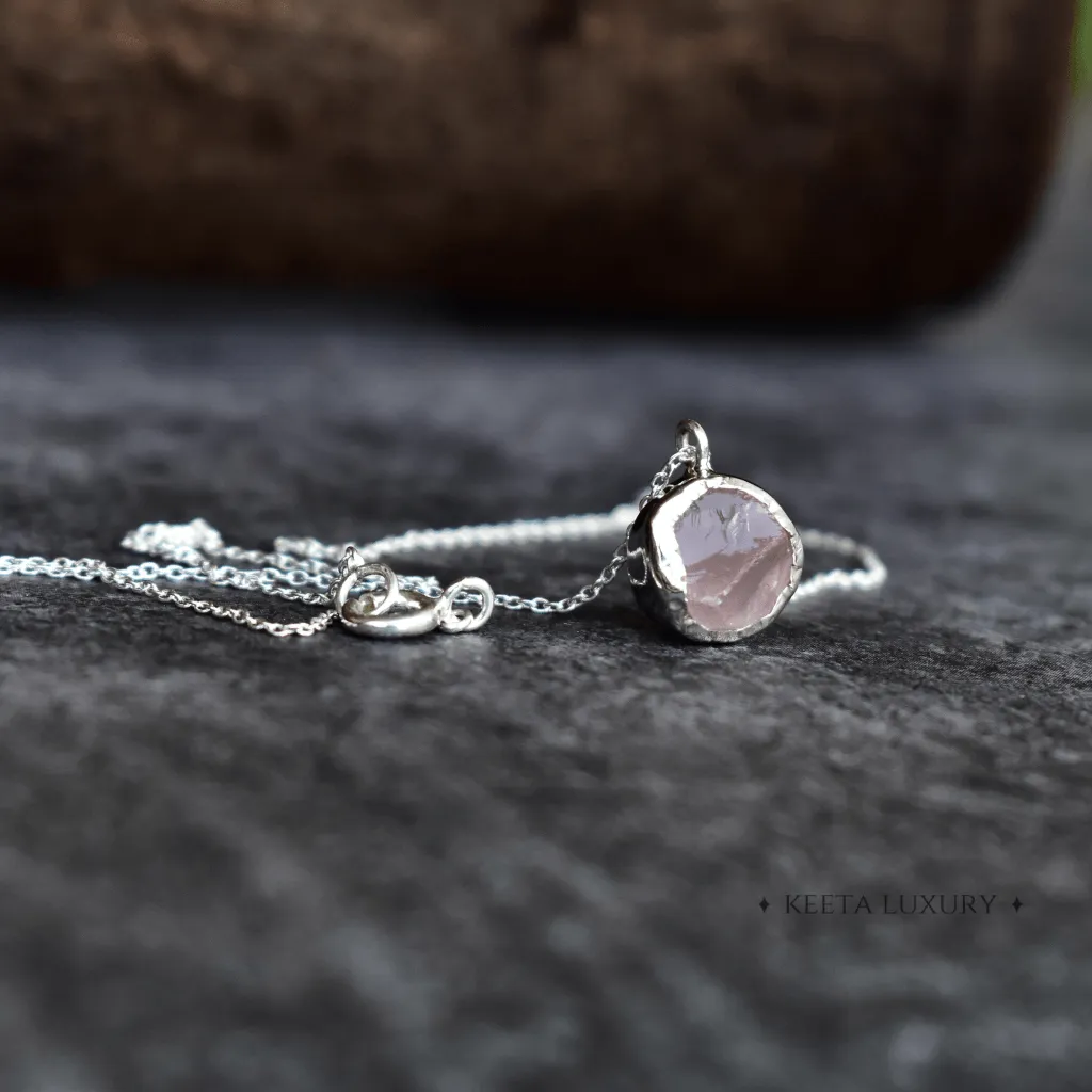 Rawnetic - Rose quartz necklace