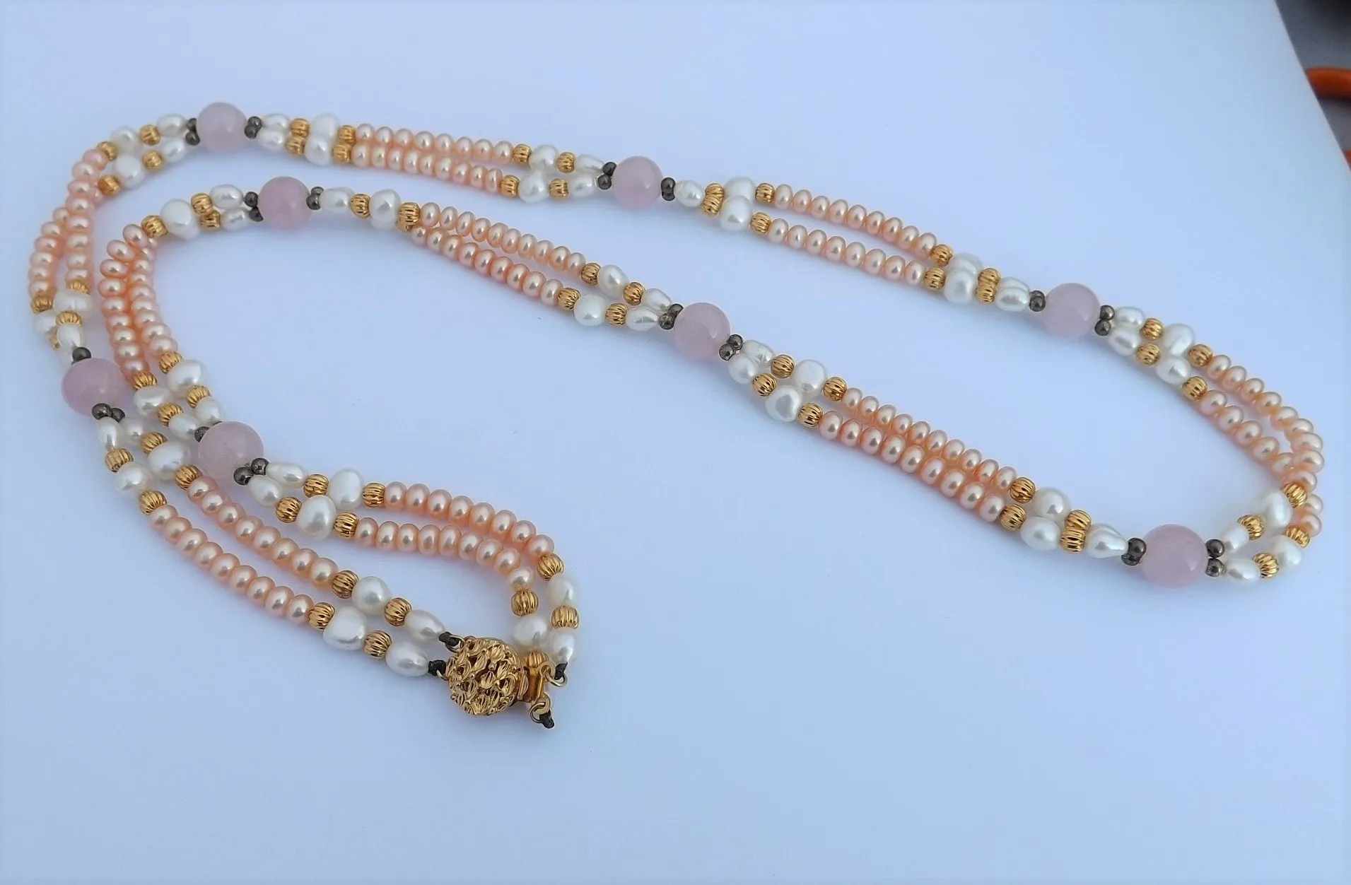 Rose Quartz, Peach & White Pearl Bead Necklace