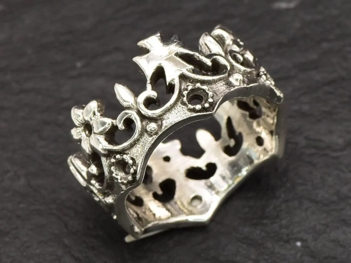 Silver Crown Ring - Silver Gothic Ring, Silver Queen Crown Ring