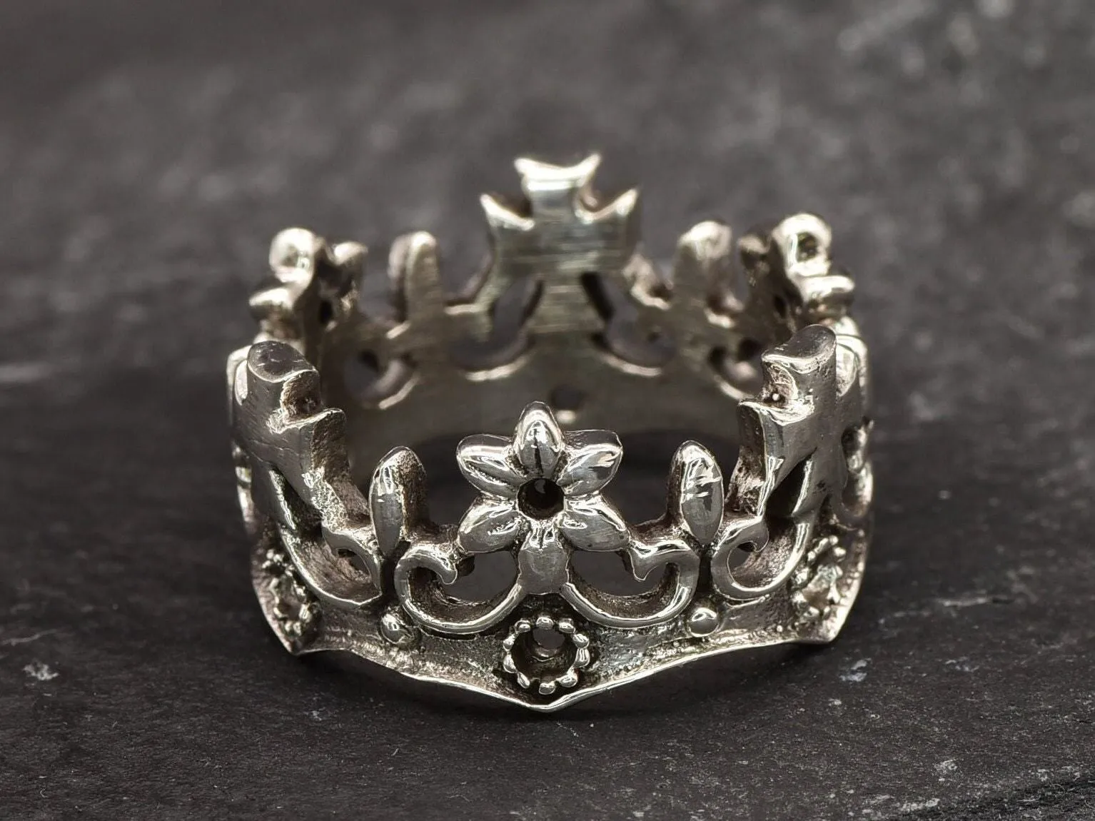 Silver Crown Ring - Silver Gothic Ring, Silver Queen Crown Ring