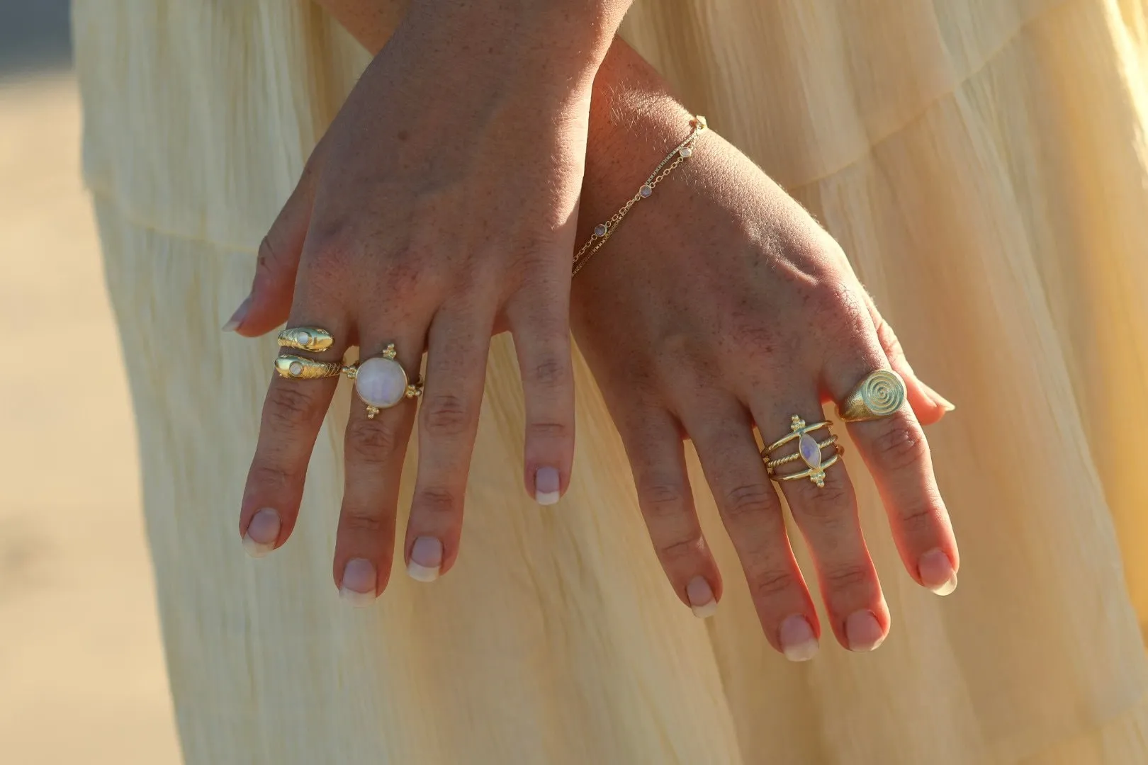 Swirl Gold Ring