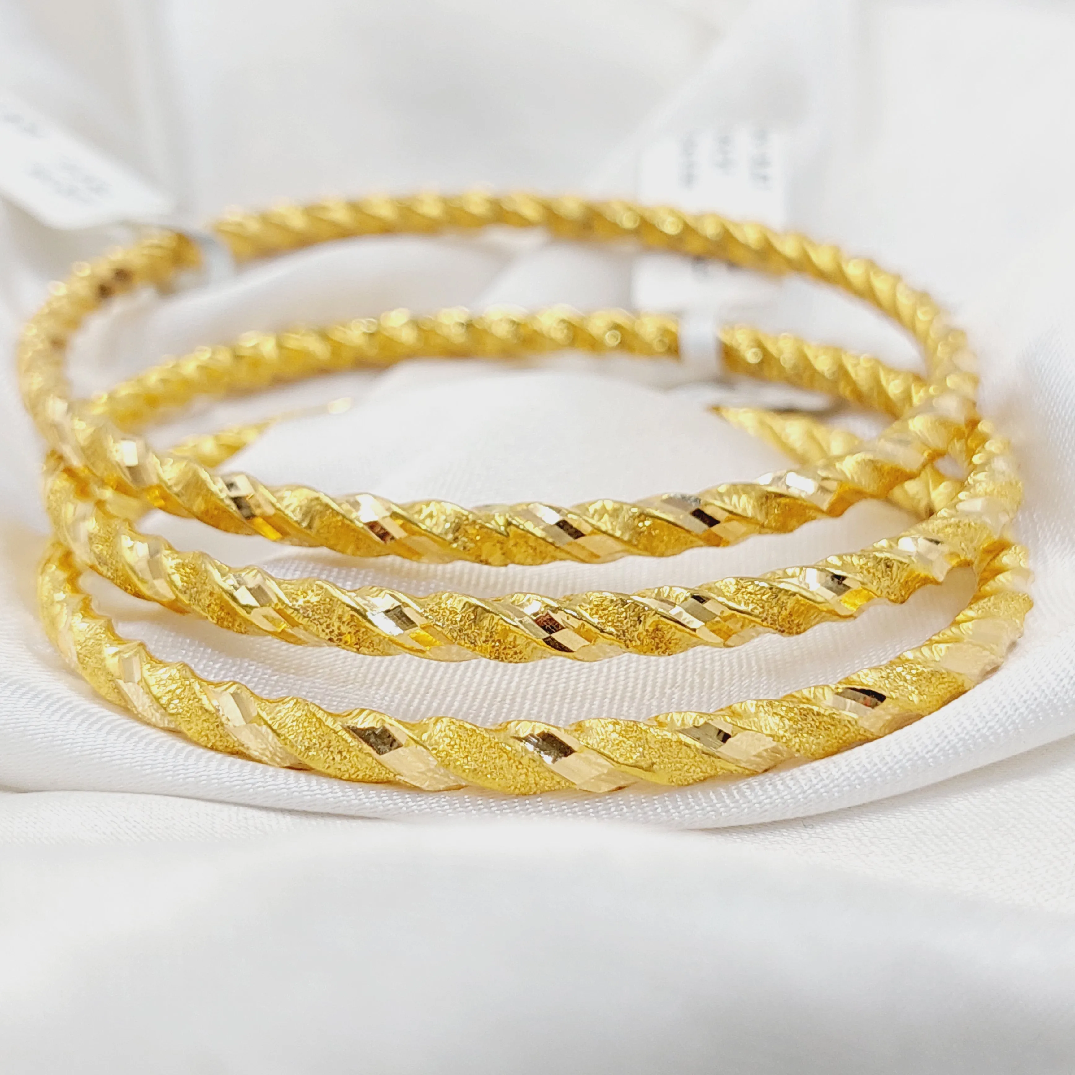 Twisted Hollow Bangle