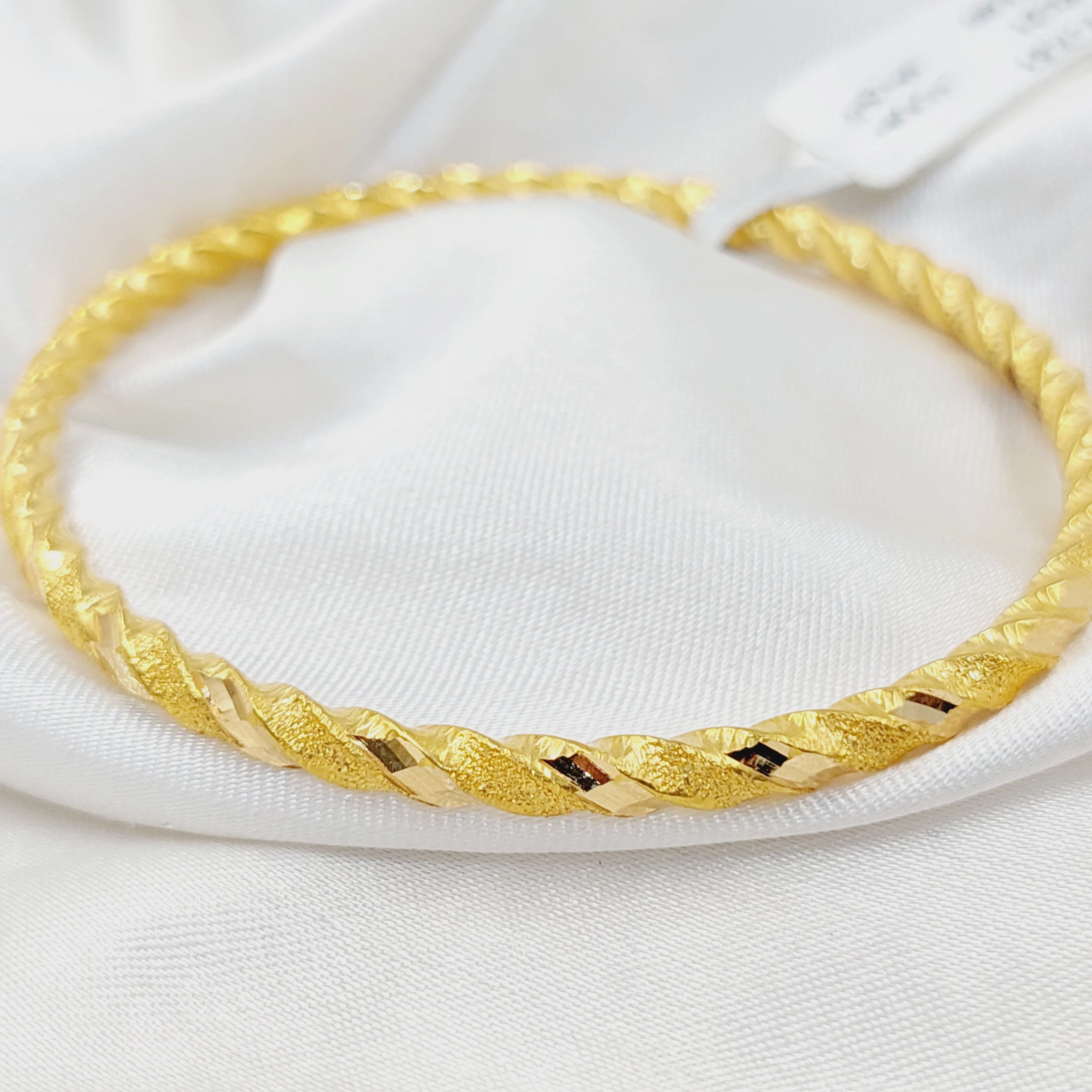 Twisted Hollow Bangle