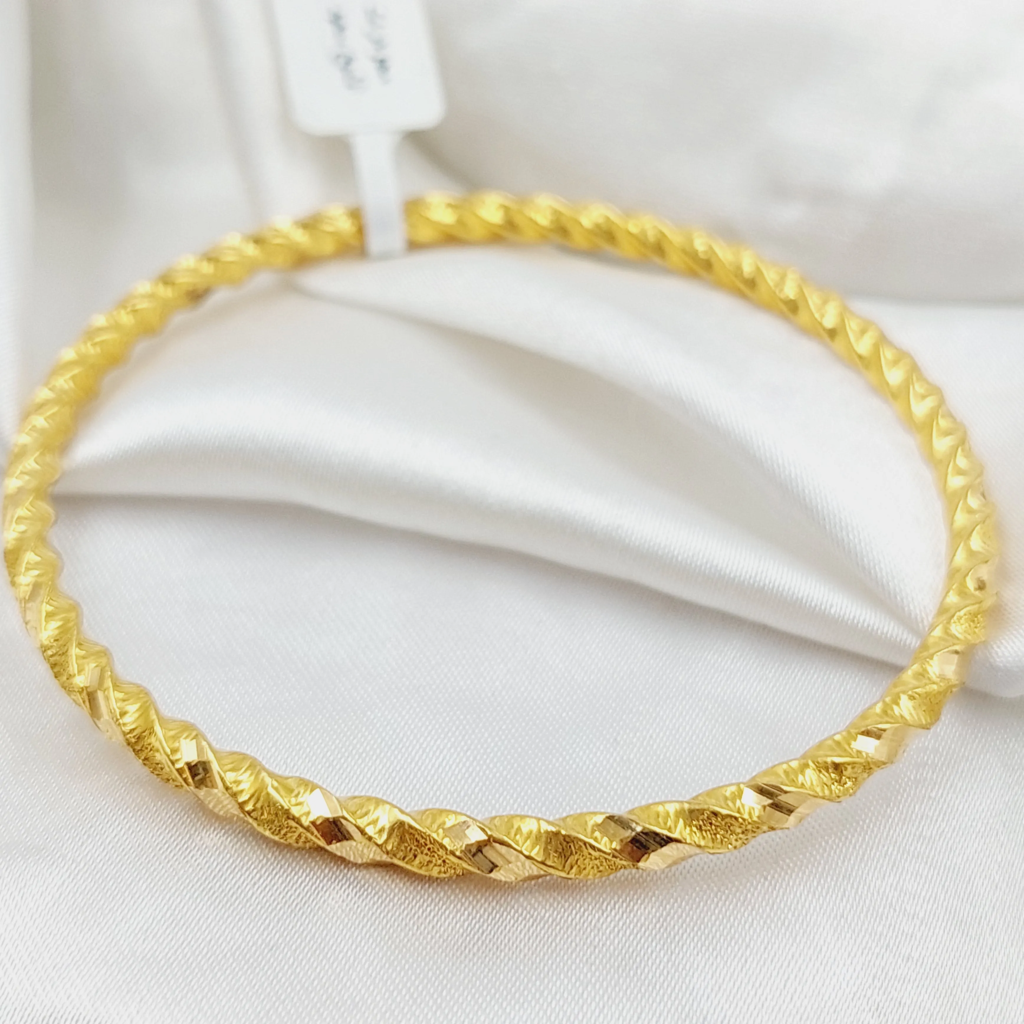 Twisted Hollow Bangle