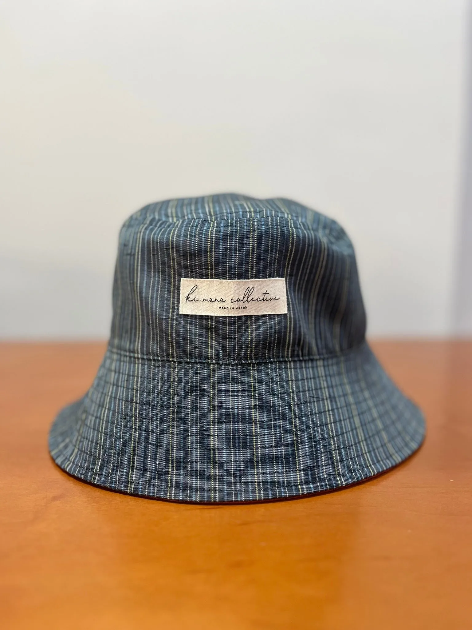 UPCYCLED KIMONO BUCKET HAT・STRIPE AKA ストライプ 赤