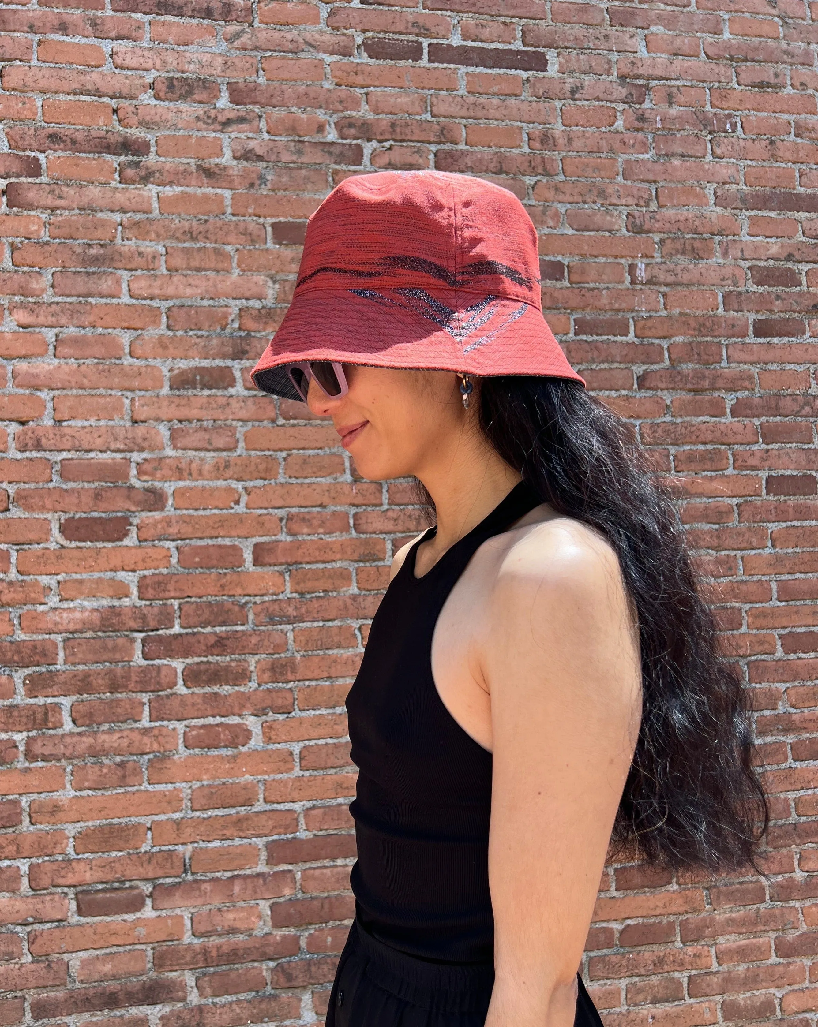 UPCYCLED KIMONO BUCKET HAT・STRIPE AKA ストライプ 赤