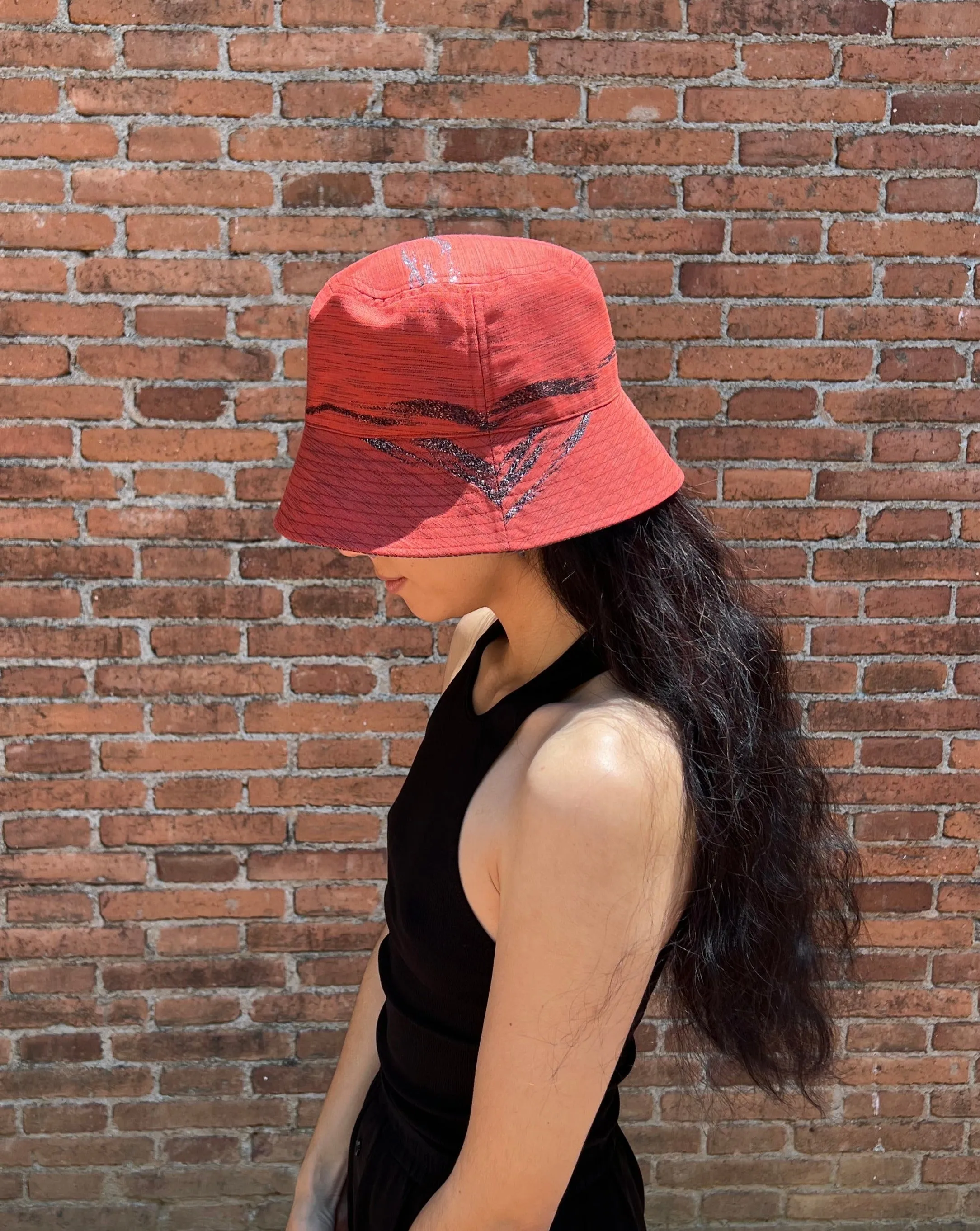 UPCYCLED KIMONO BUCKET HAT・STRIPE AKA ストライプ 赤