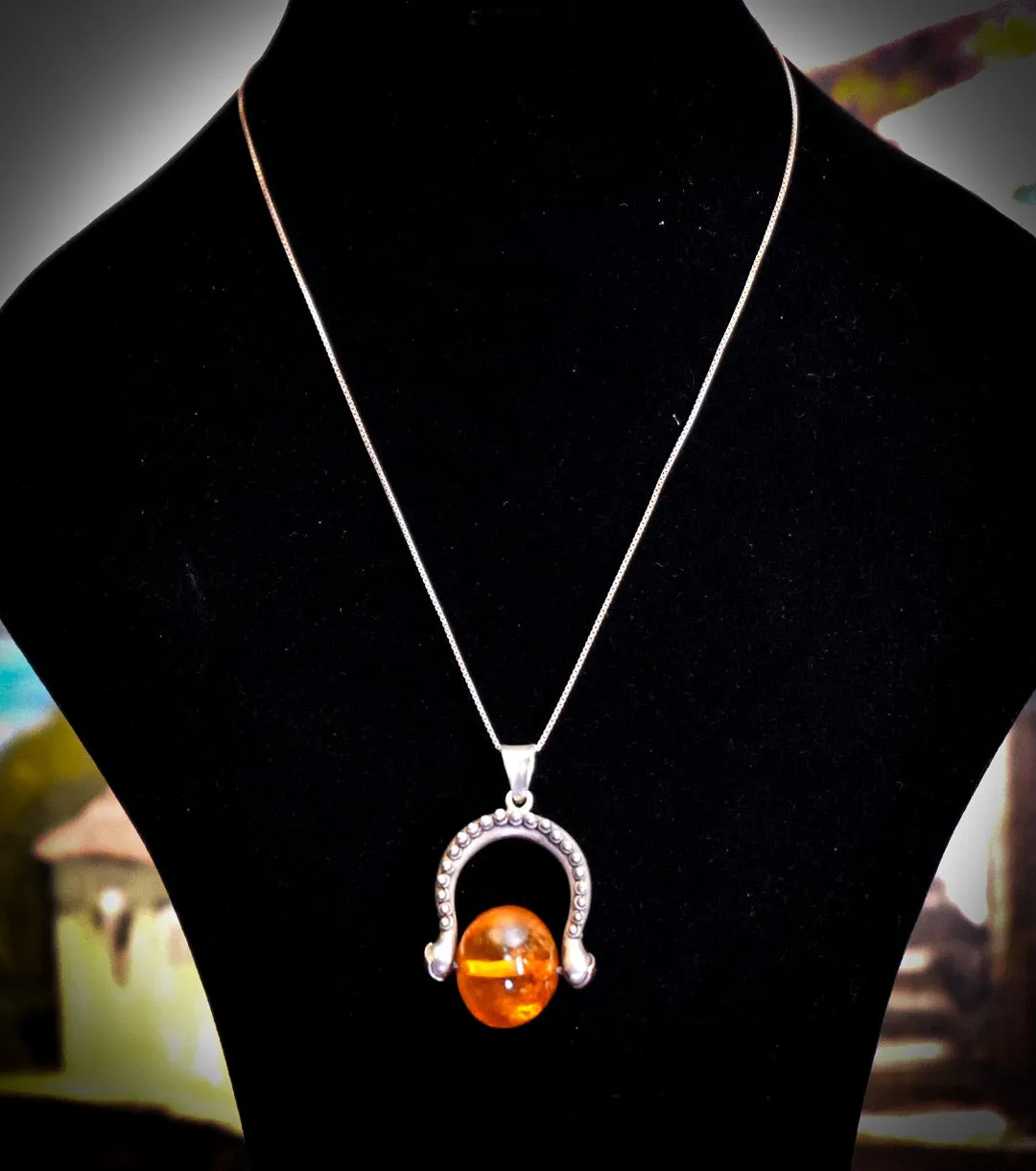 Victorian Horseshoe Amber "Spinner" Fob 925 Silver Pendant Necklace